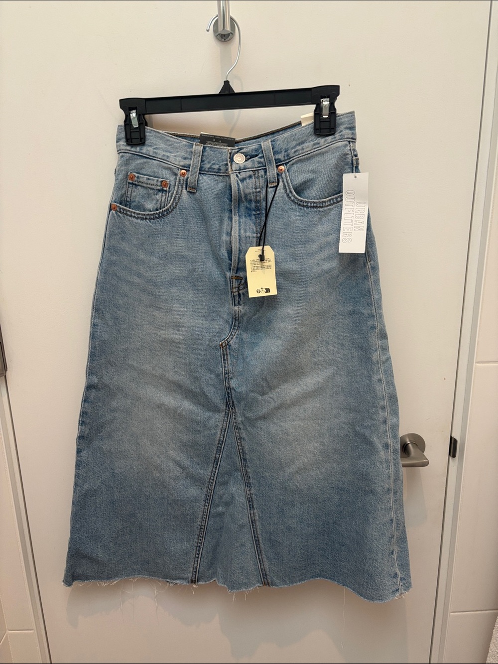 Levi’s Iconic Long Denim Midi Skirt BNWT - Light Wash